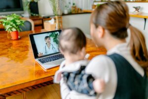 Read more about the article Pediatra online: tecnologias digitais suportam o atendimento remoto aos pequenos